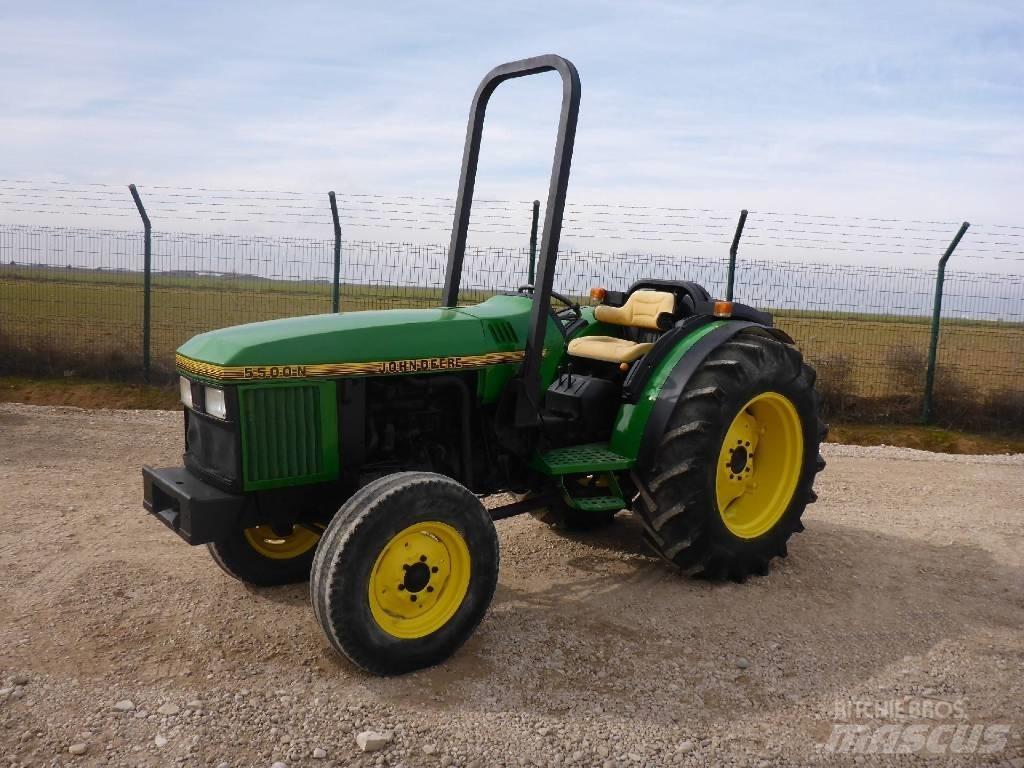 John Deere 5500N Trattori