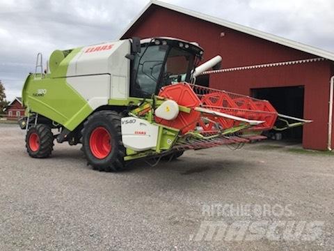 CLAAS Tucano 320 Mietitrebbiatrici