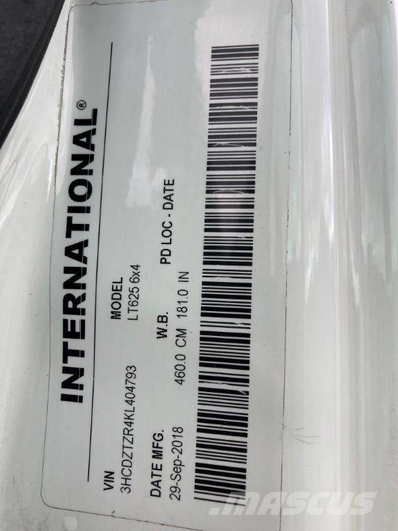 International LT Motrici e Trattori Stradali