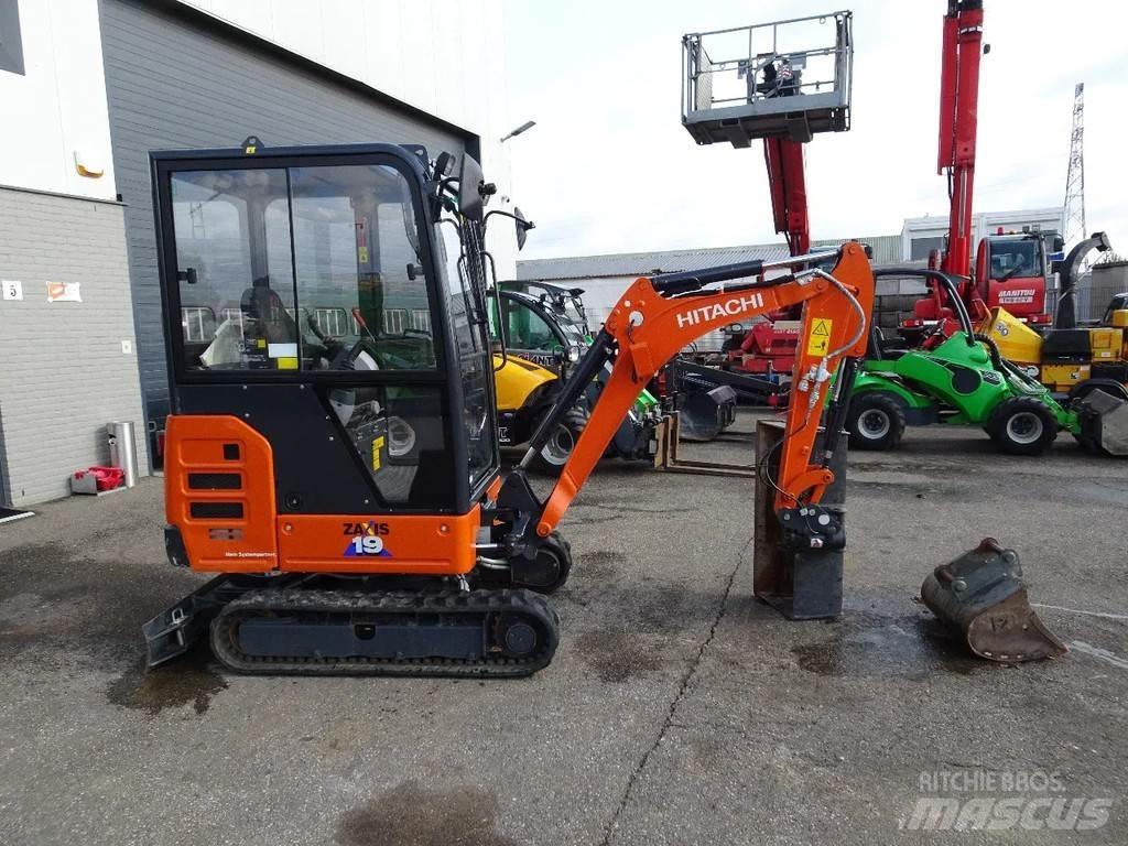 Hitachi ZX19-6CR Miniescavatori