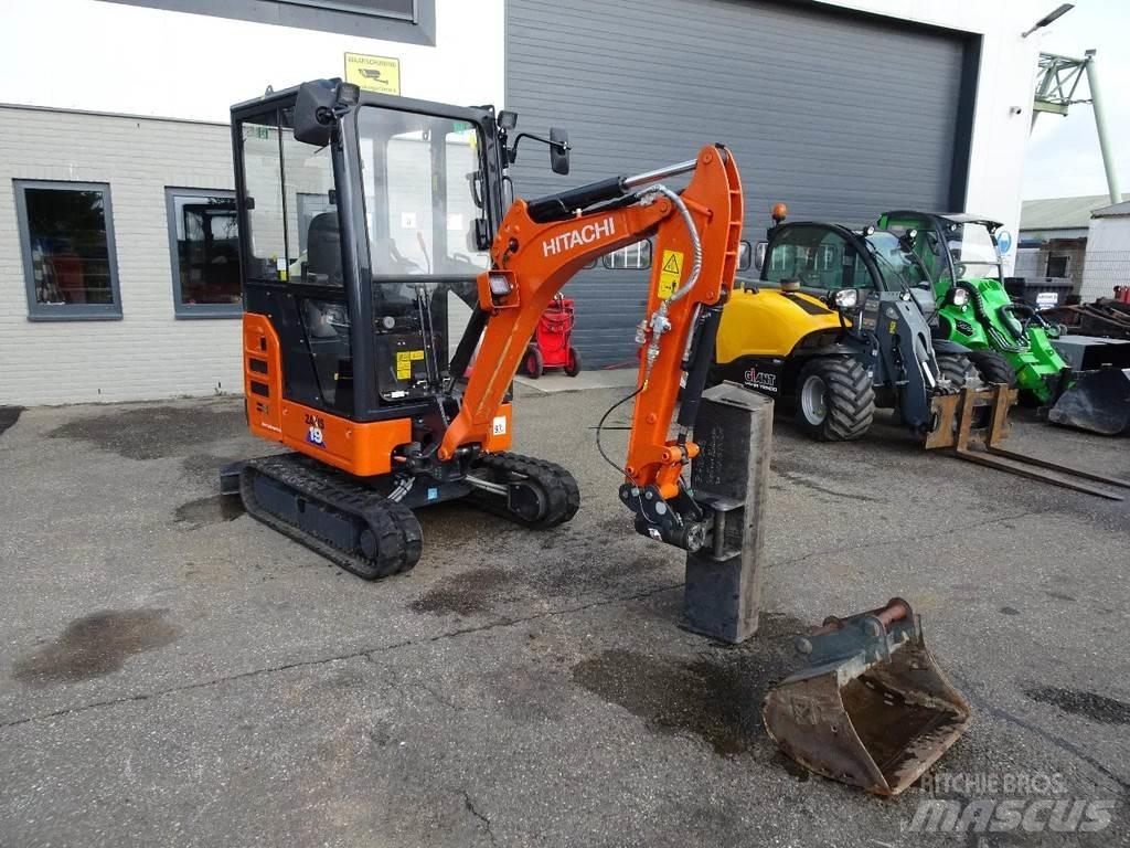 Hitachi ZX19-6CR Miniescavatori