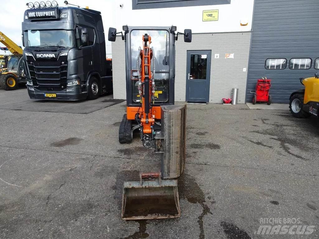 Hitachi ZX19-6CR Miniescavatori