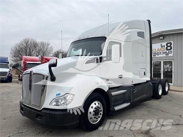 Kenworth T680 Motrici e Trattori Stradali