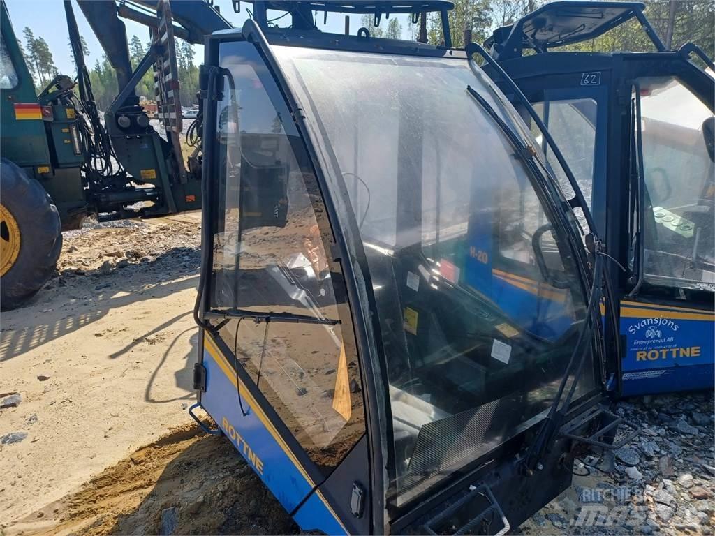 Rottne H14 Cabine e interni