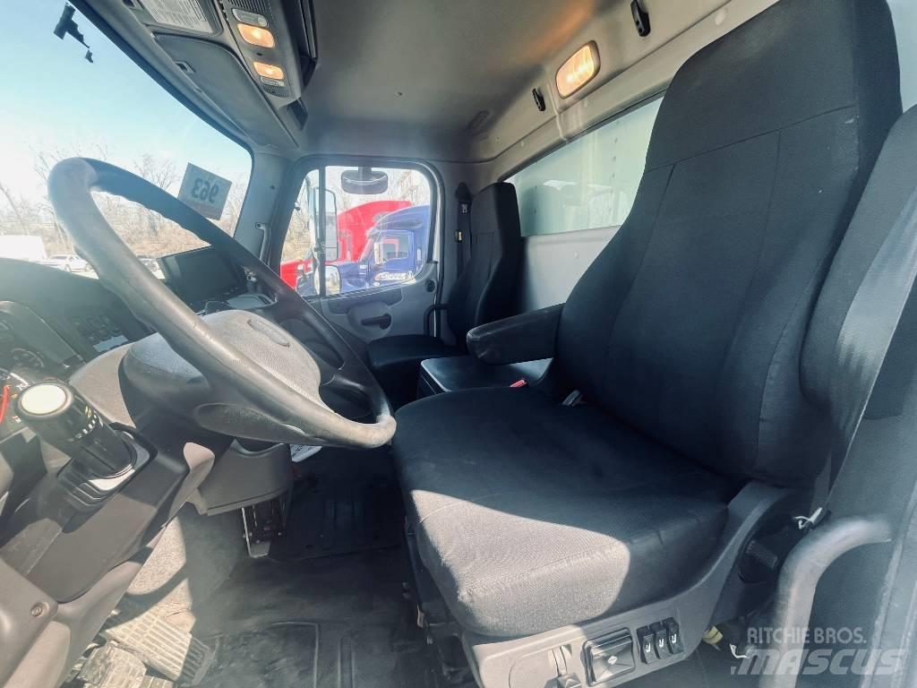 Freightliner M 106 Camion cassonati