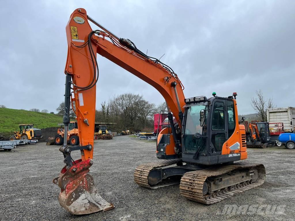 Doosan DX 140 LCR Escavatori cingolati
