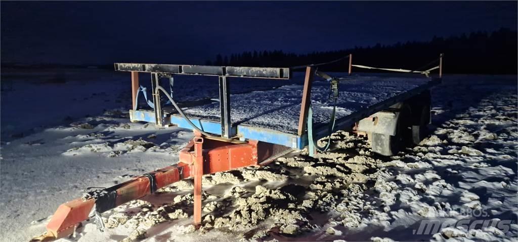  Paalikärry Rimorchi per balle