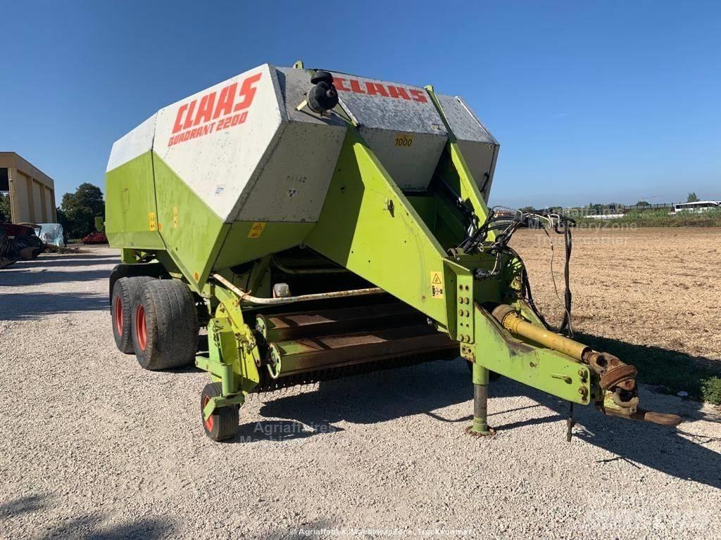 CLAAS Quadrant 2200 Presse quadre