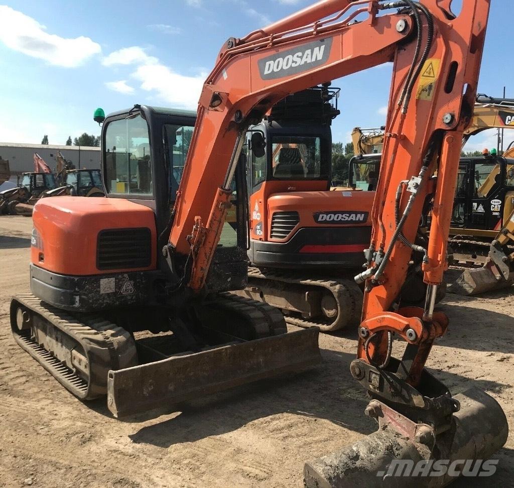 Doosan DX 60 R Miniescavatori