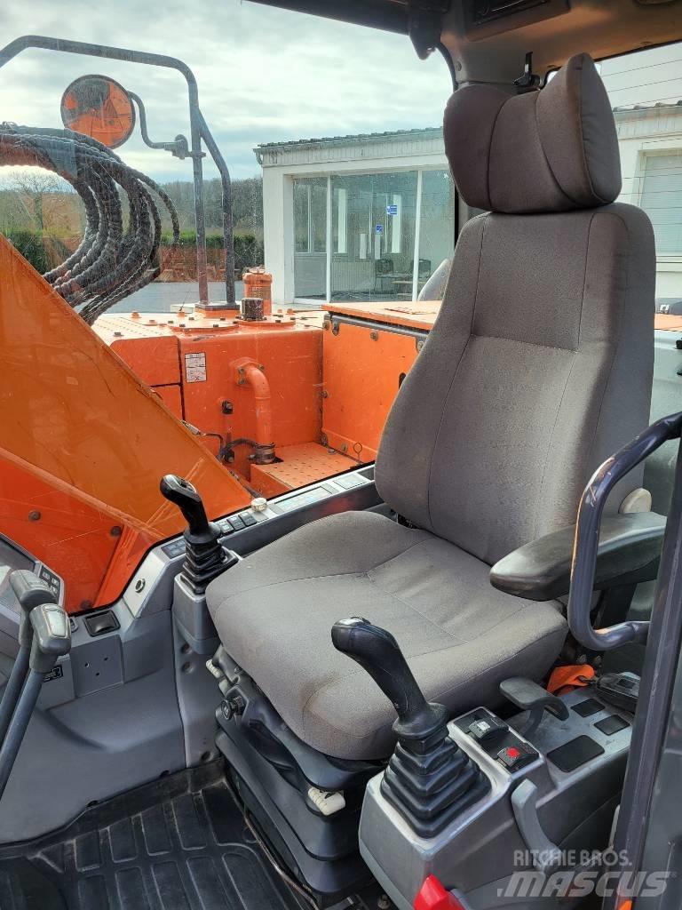 Doosan DX 140 LCR-3 Escavatori cingolati
