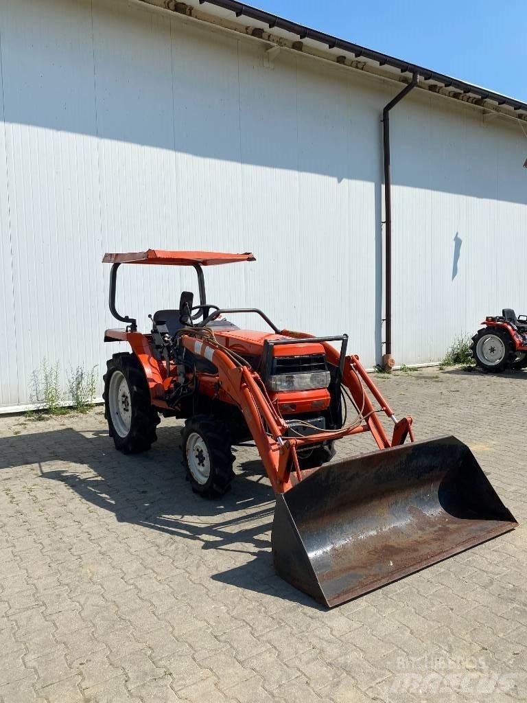 Kubota GL240+tur Trattori compatti