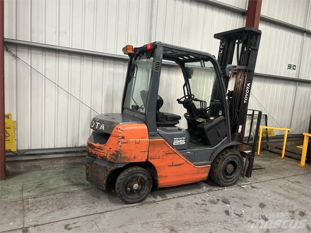 Toyota 02-8FDF25 Carrelli elevatori diesel