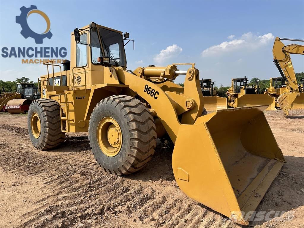 CAT 966 C Pale gommate