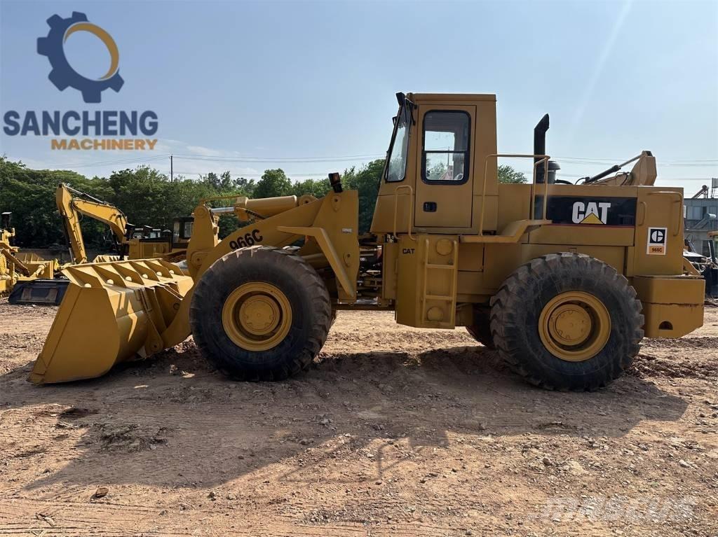 CAT 966 C Pale gommate