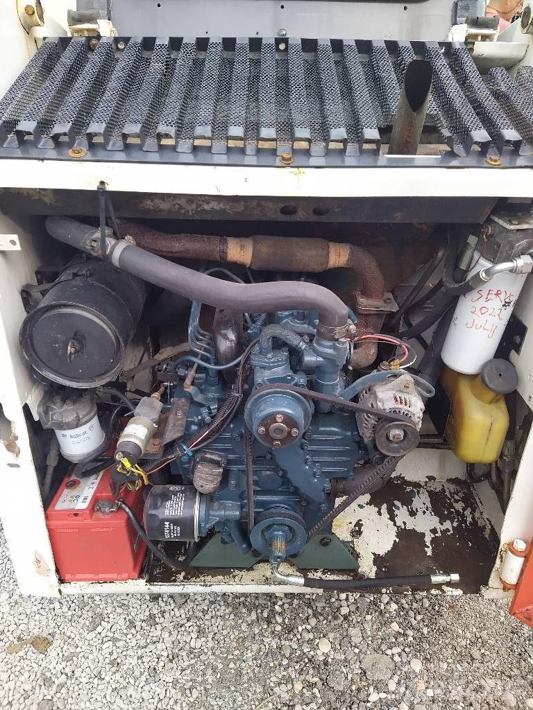 Bobcat 743 B Mini Pale Gommate