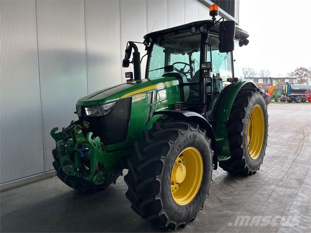 John Deere 5075 M Trattori
