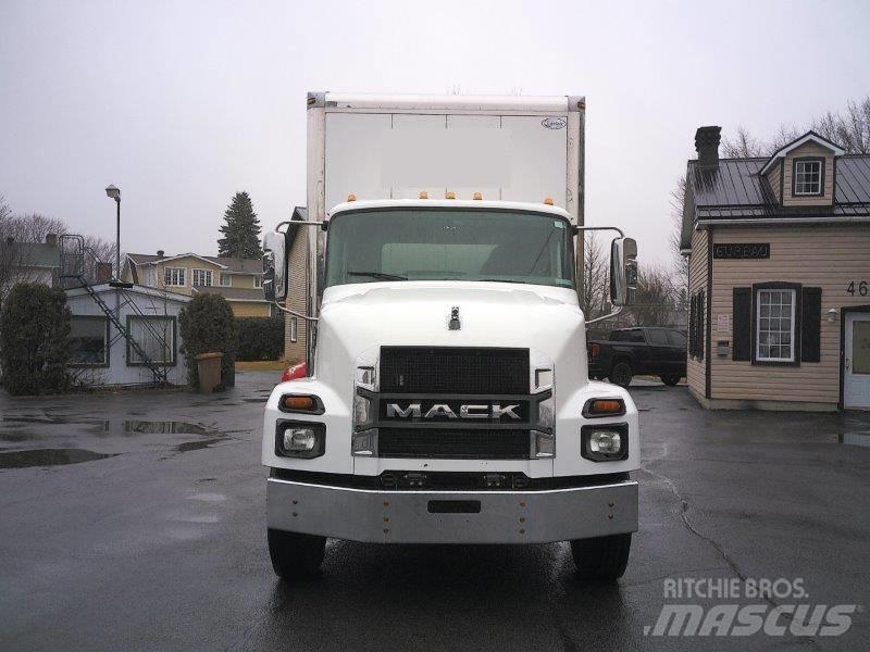 Mack MD 6 Camion altro