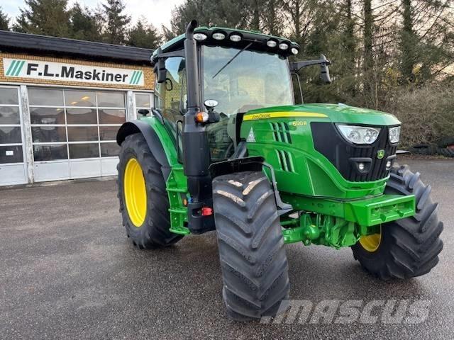 John Deere 6120 R Trattori