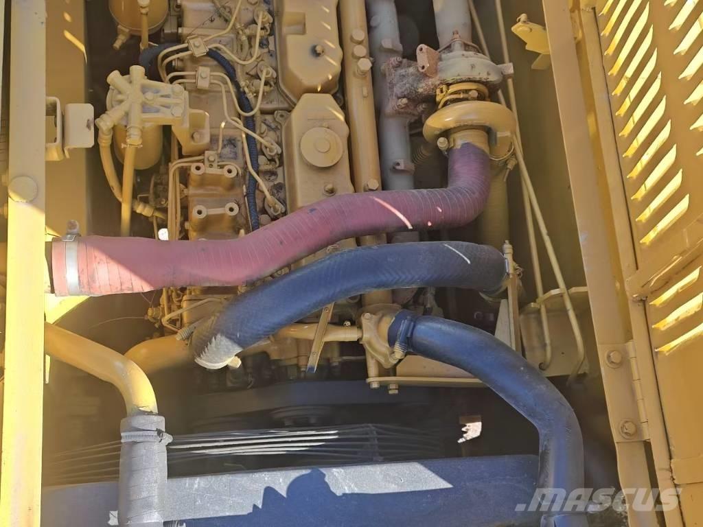 CAT 320 Escavatori cingolati