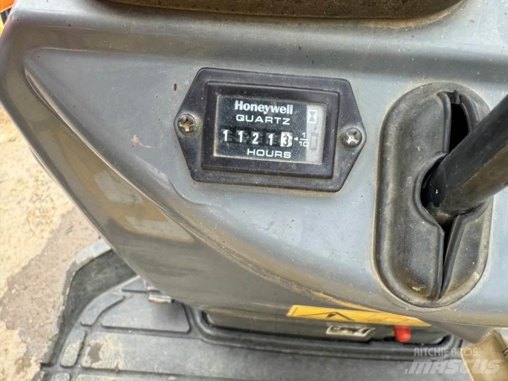 Yanmar SV08 (1C169) Miniescavatori