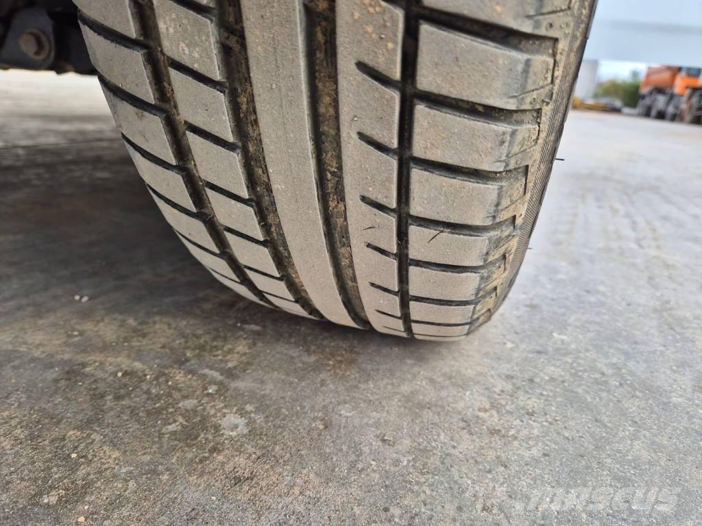 Ford Courier Cassonati