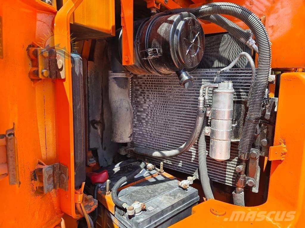 Hitachi ZX 75 Escavatori medi 7t - 12t