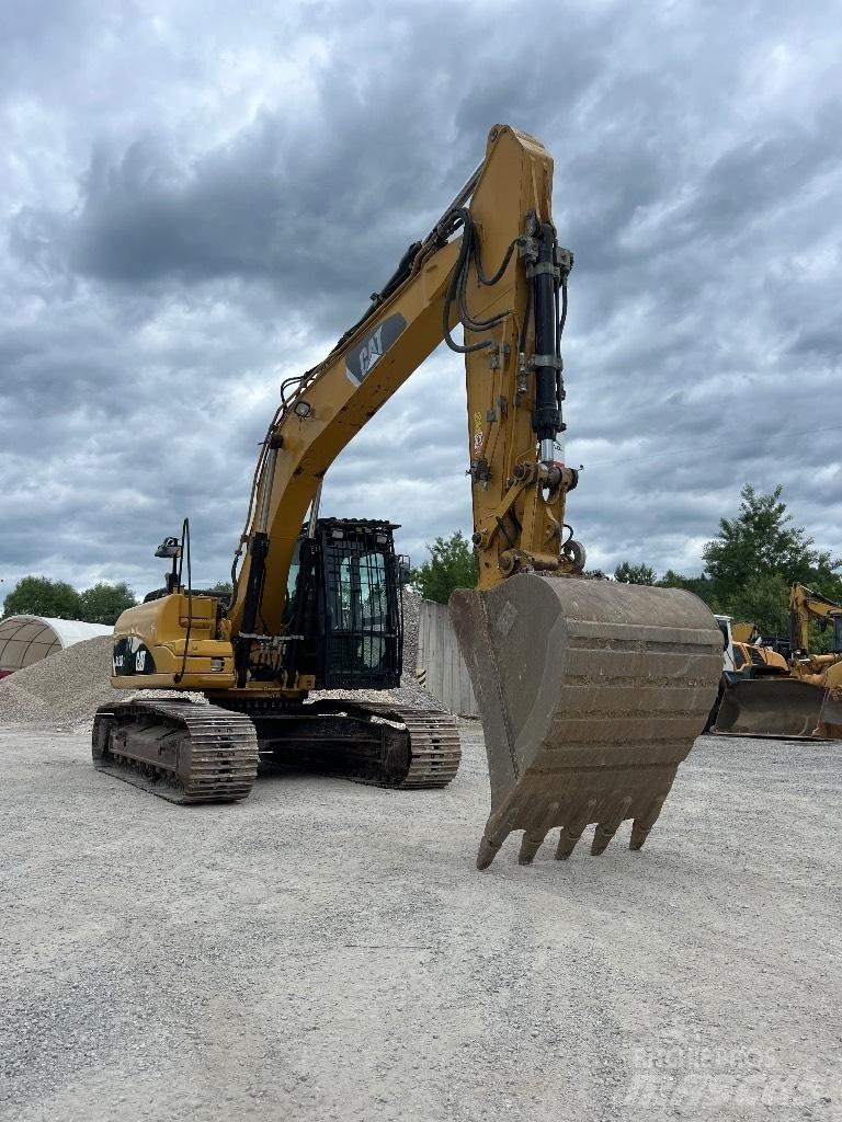 CAT 319 D L Escavatori cingolati