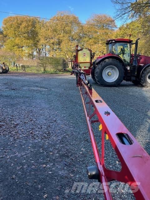 Hardi MASTER PLUS Irroratori montati