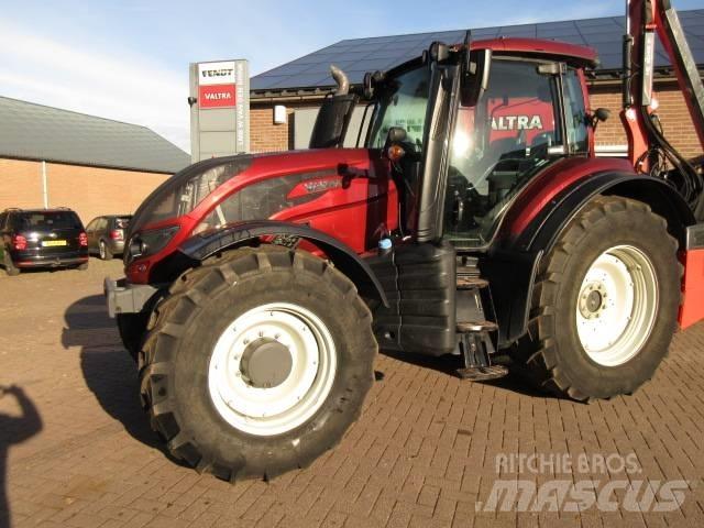 Valtra T174 VERSU Trattori
