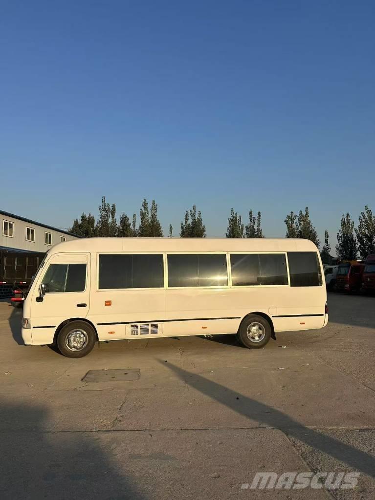 Toyota Coaster Autobus interurbani