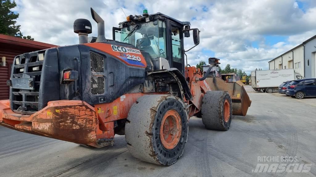 Hitachi ZW 220-6 Pale gommate