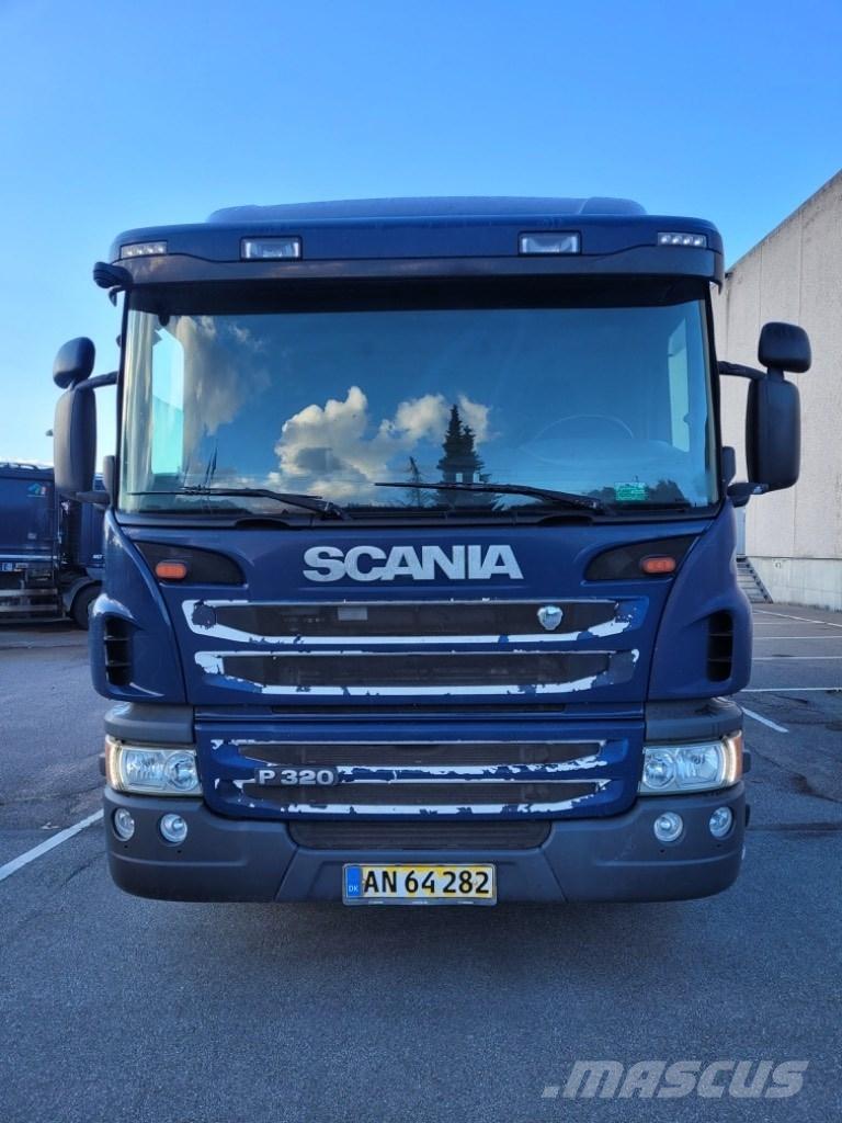 Scania P 320 Camion dei rifiuti