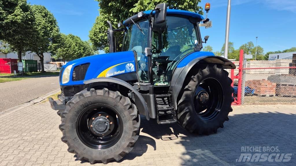 New Holland T 6010 Trattori