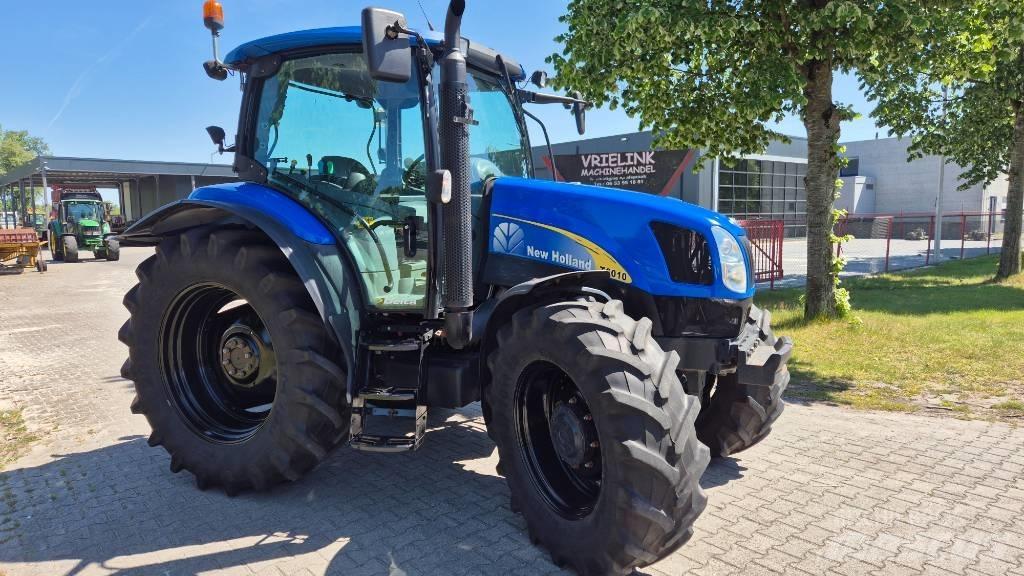 New Holland T 6010 Trattori