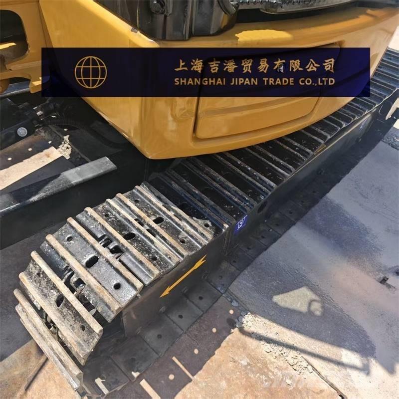CAT 303.5 E CR Miniescavatori