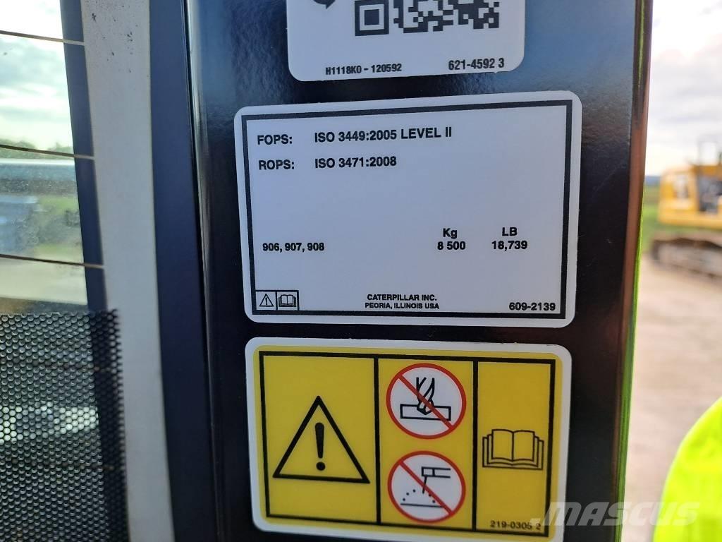 CAT 906 (Bucket + Forks) Pale gommate