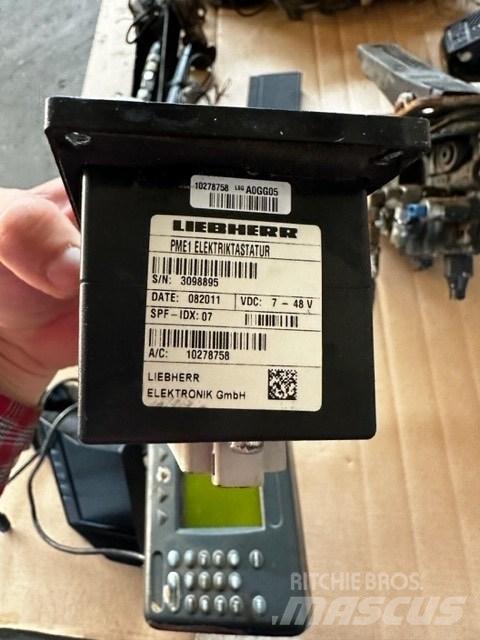 Liebherr L 566 PME 1 Componenti elettroniche