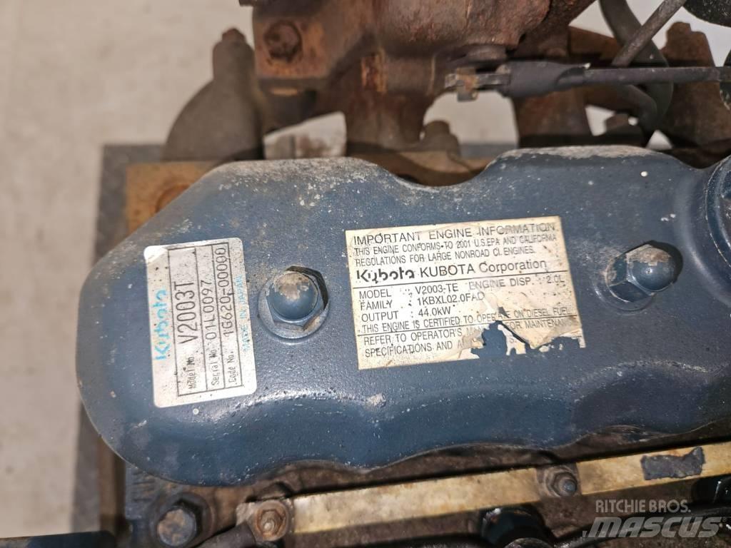 Kubota V 2003 T Motori