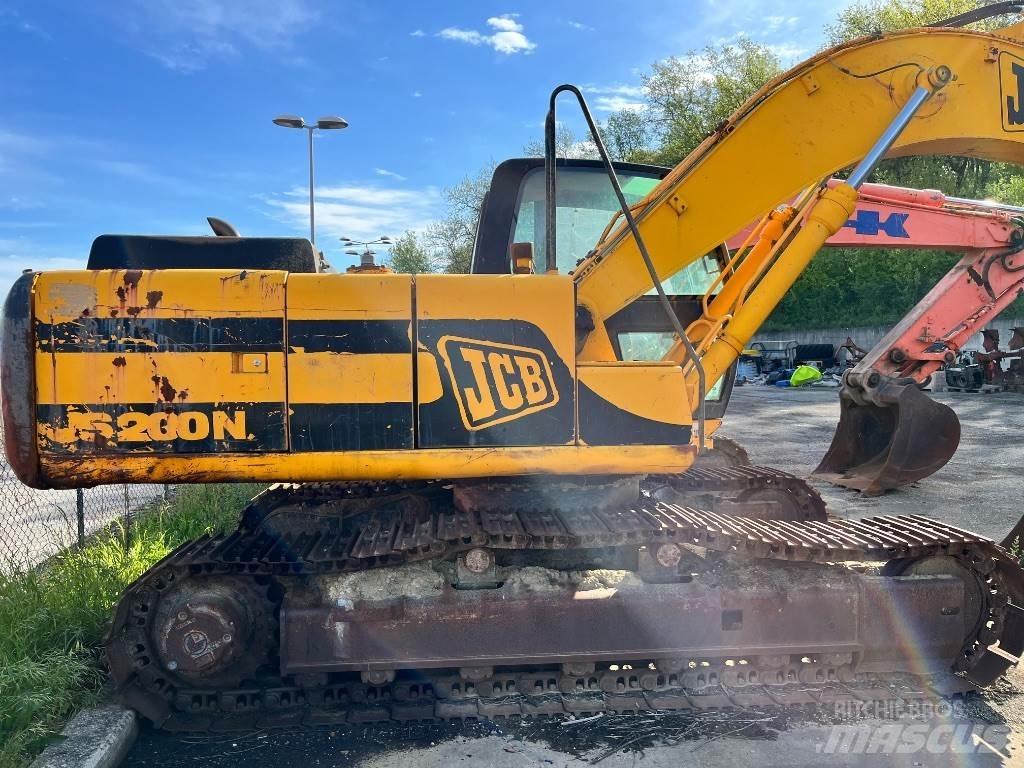 JCB JS 200 Escavatori cingolati