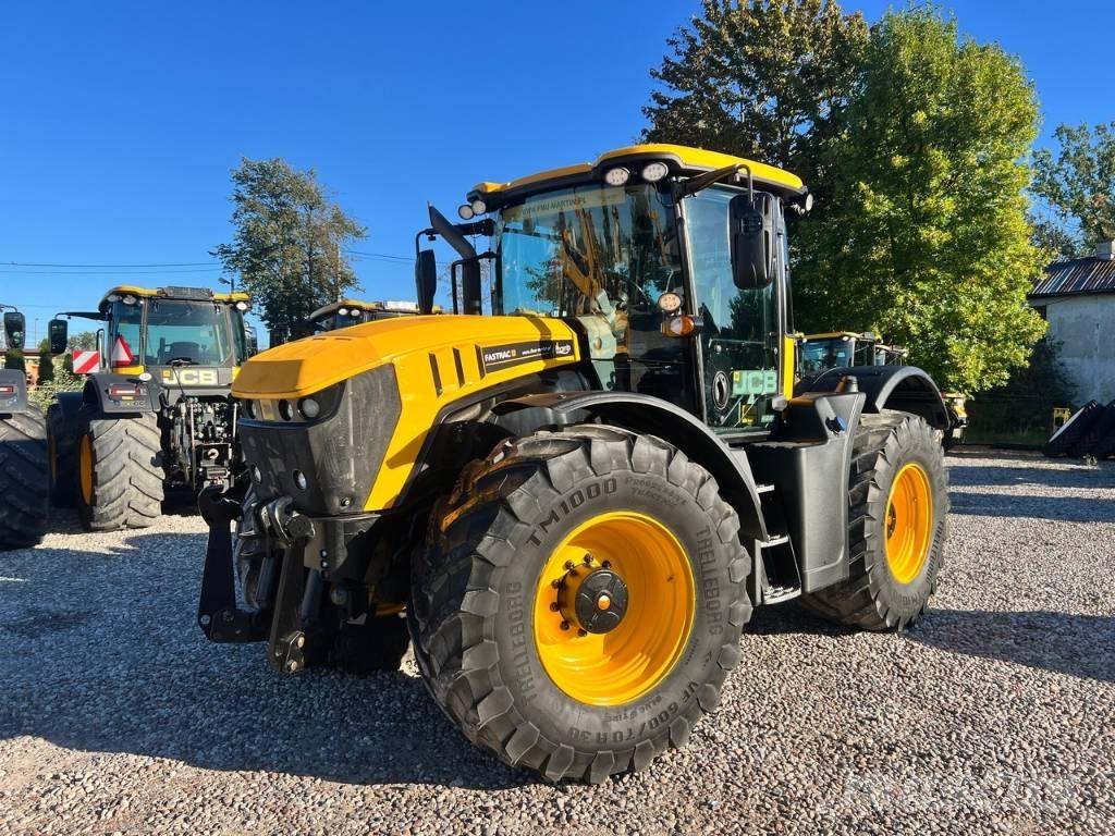 JCB Fastrac 4220 Trattori