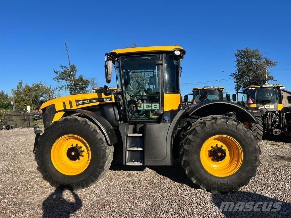 JCB Fastrac 4220 Trattori