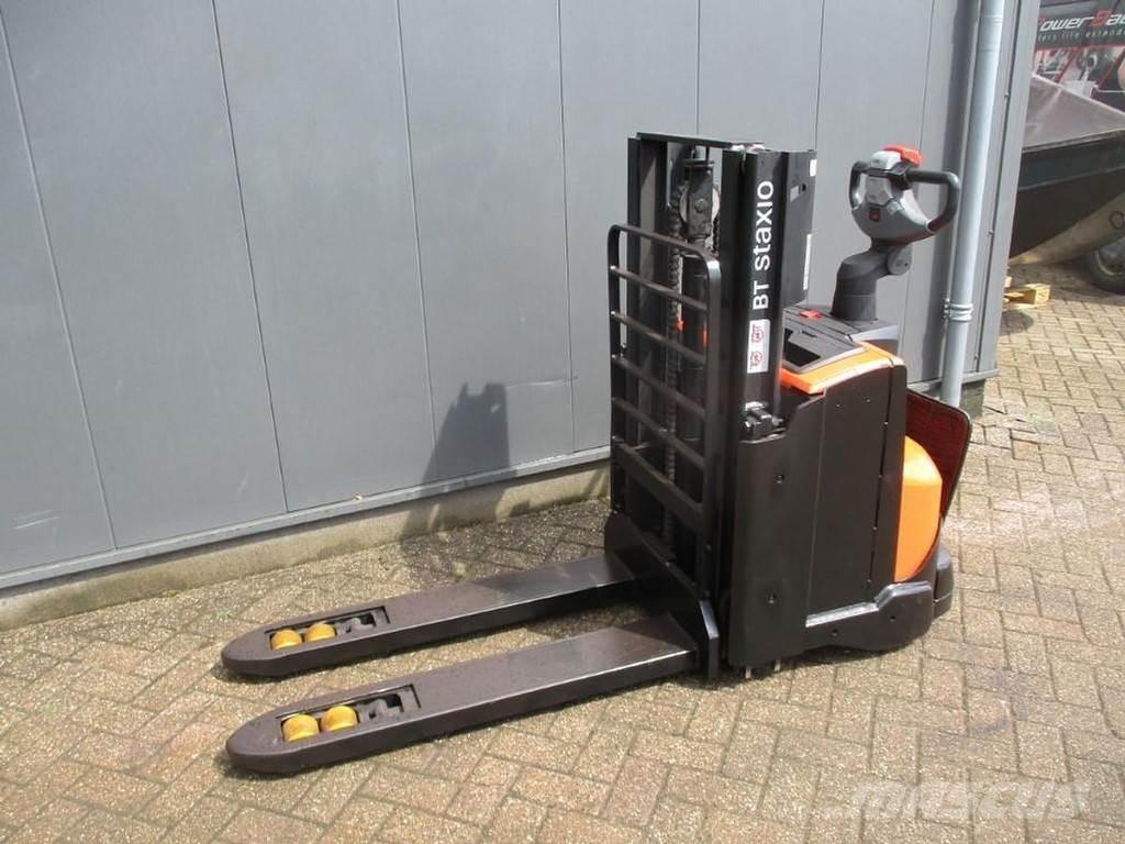 BT SWE 200D Transpallet uomo a terra
