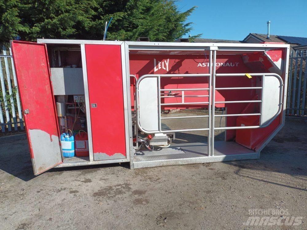 Lely Astronaut Attrezzature per la mungitura