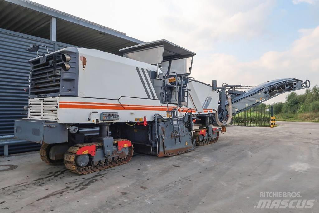 Wirtgen W250 Fresa a freddo per asfalto