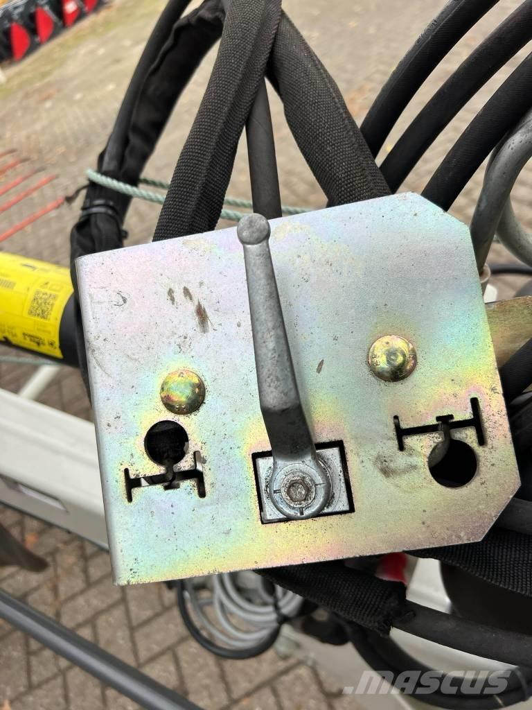 CLAAS Liner 2900 Falciandanatrici