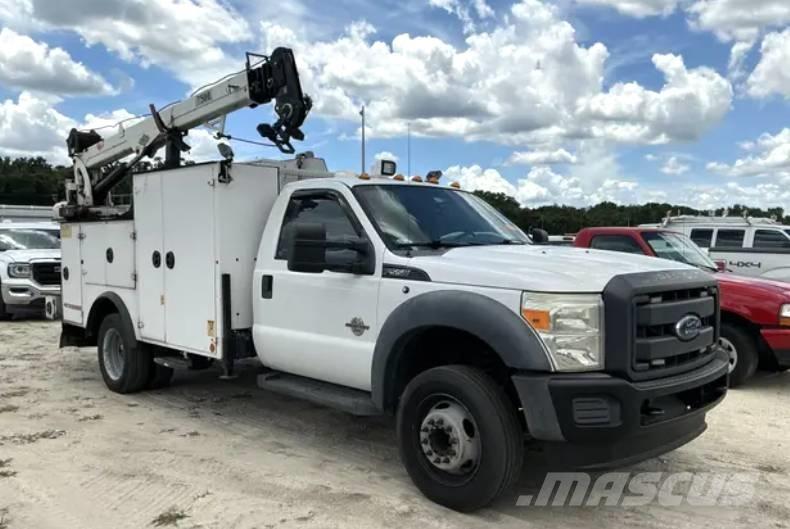 Ford F 550 XL SD Gru cingolate