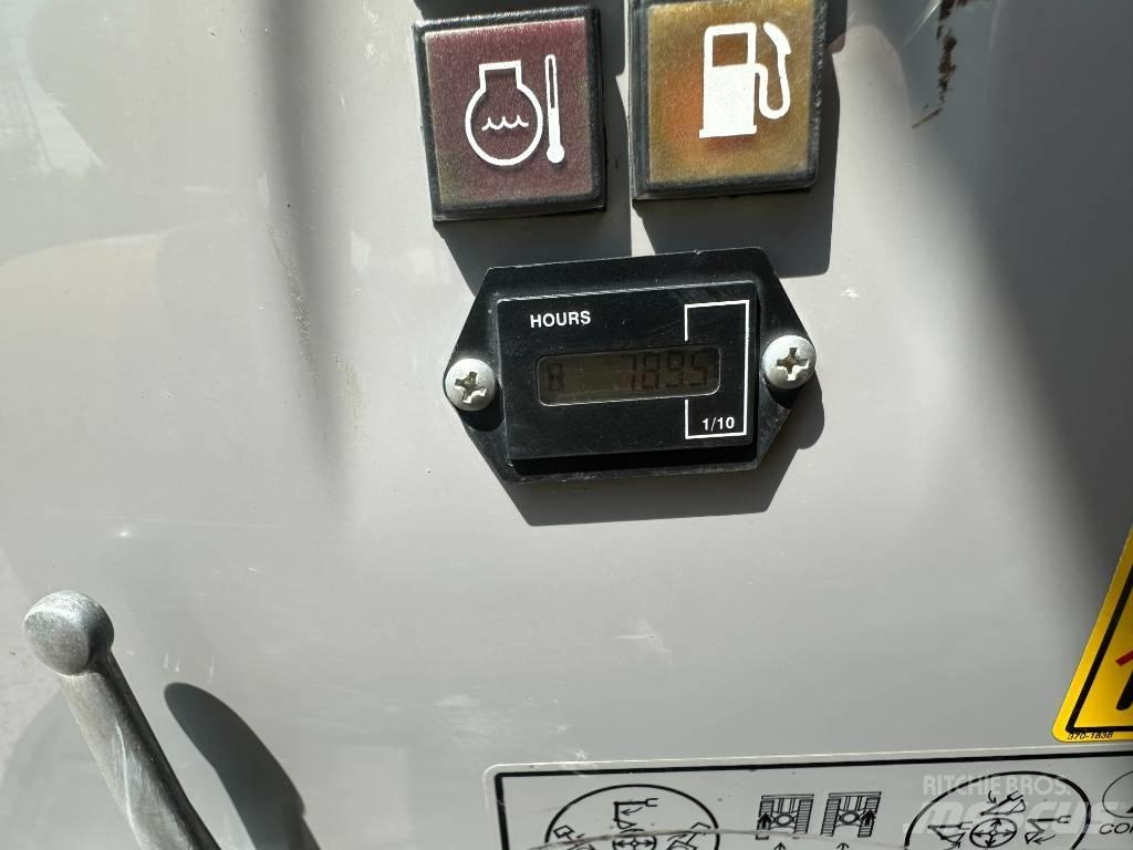 CAT 300.9 D Miniescavatori