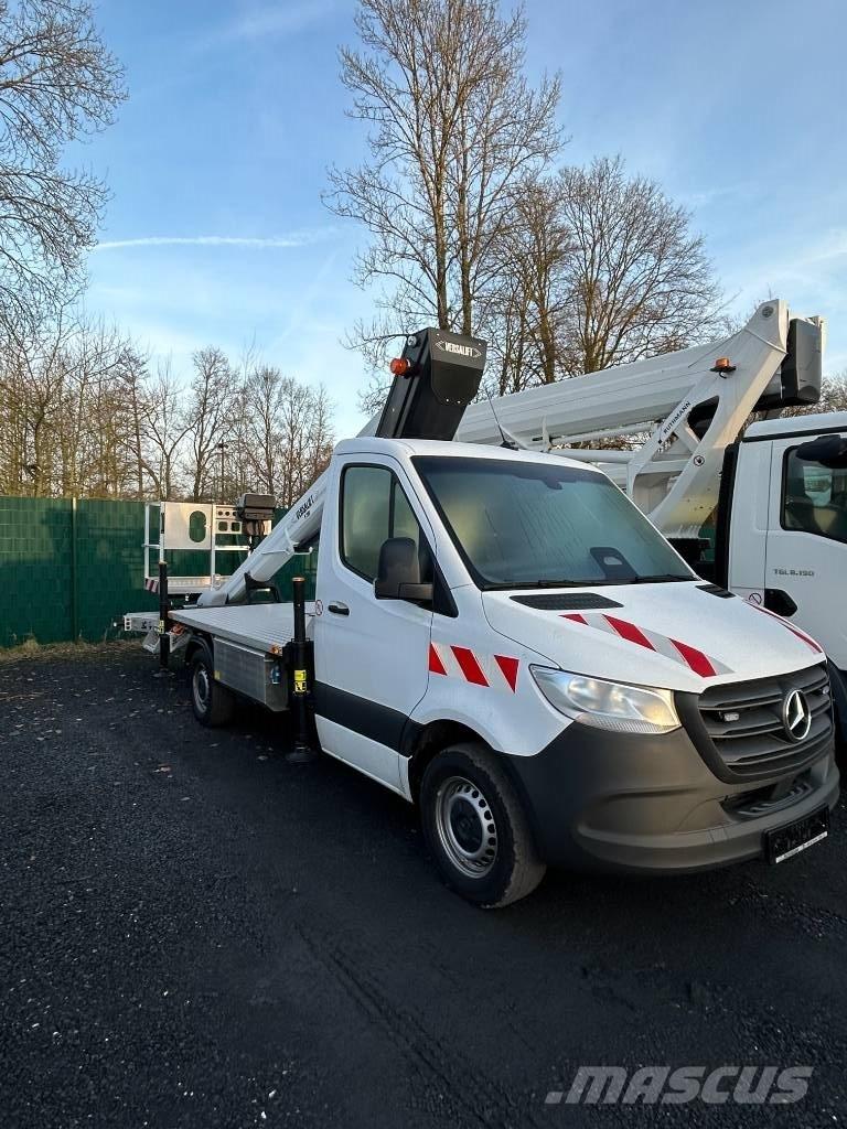 VERSALIFT V-200 Piattaforme autocarrate