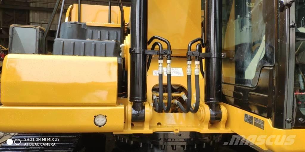 CAT 320 Escavatori cingolati