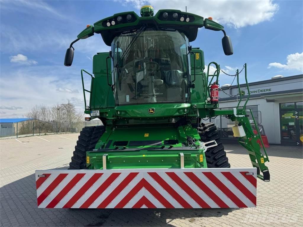 John Deere T670 Mietitrebbiatrici
